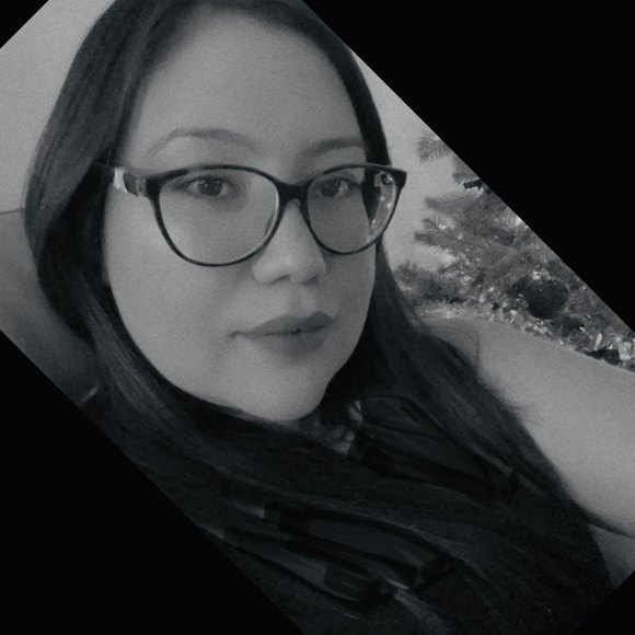 Meet your Posher, Ashley - Picture 1 of 1